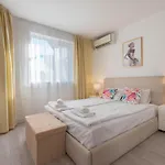 Apartment White Elegance Center